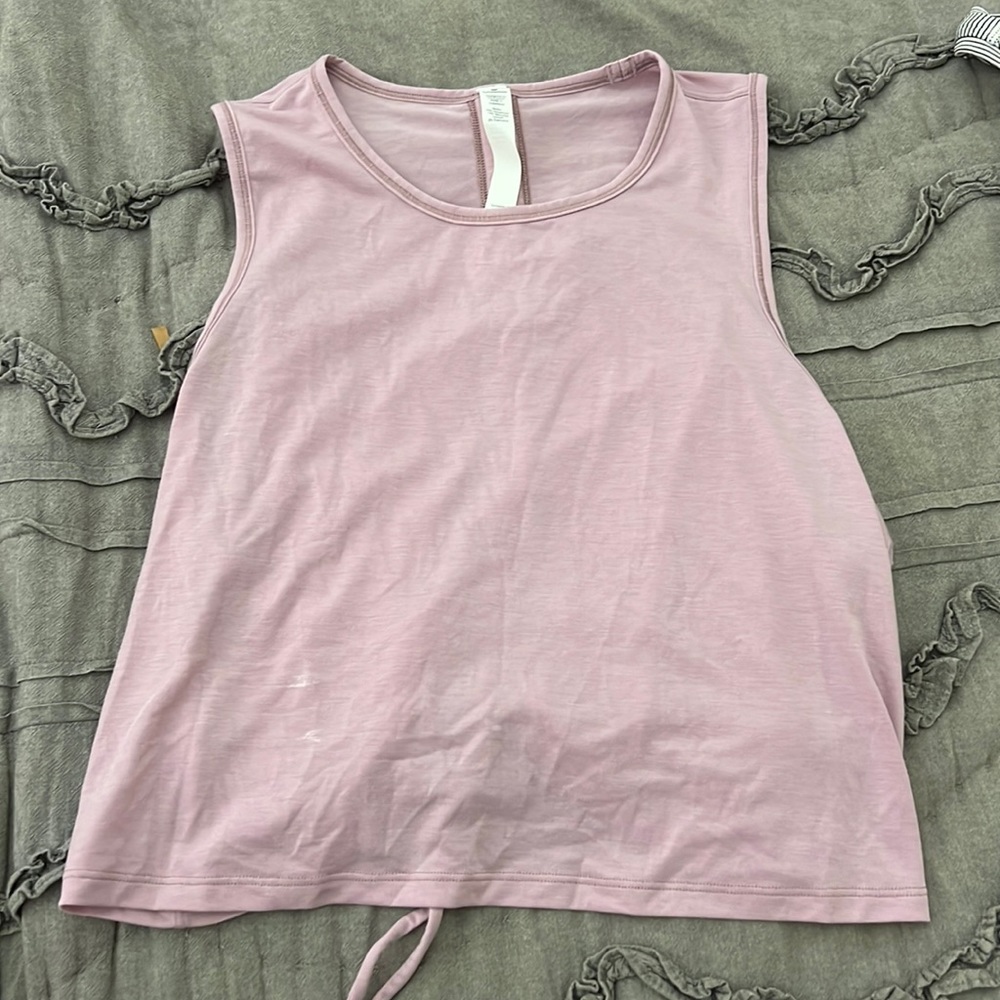 Lululemon tank